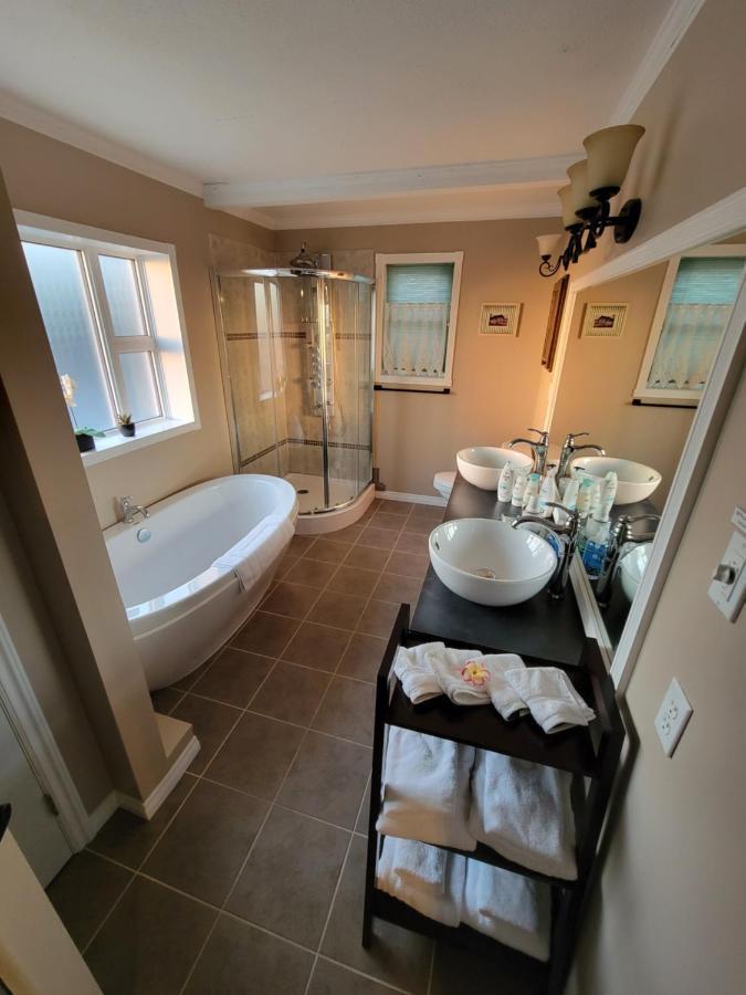 Bluejay Suites B&B Whitehorse Ngoại thất bức ảnh